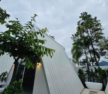 Cha-am Ski Chalet | บ้านชะอำรีสอร์ท Baan Cha-Am Resort