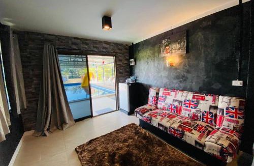 Cha-am Ski Chalet | บ้านชะอำรีสอร์ท Baan Cha-Am Resort