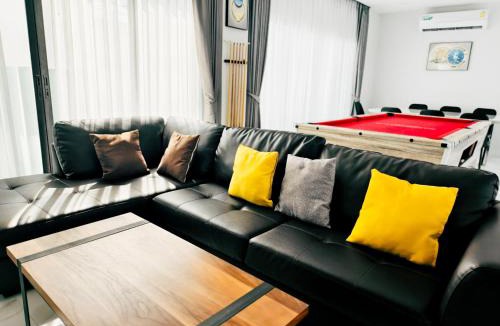 Samut Sakhon Villa | Pool villa Cream Darin