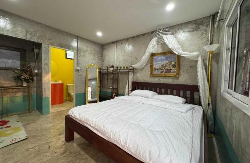 Khao Tao Hotel | OYO 75539 Phanthida Resort and Cafe