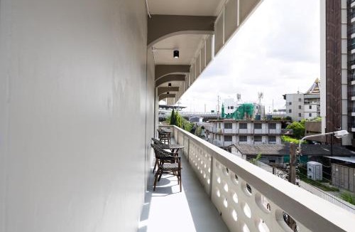 Anusawari Apartment | ดอนเมือง 304 Near DMK Airport BTS Wat PhraSi