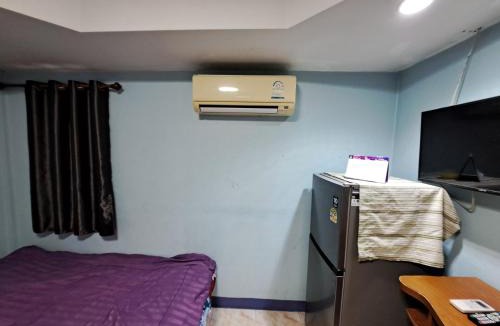 Krathum Baen Hotel | บ้านสายรุ้ง กระทุ่มแบน