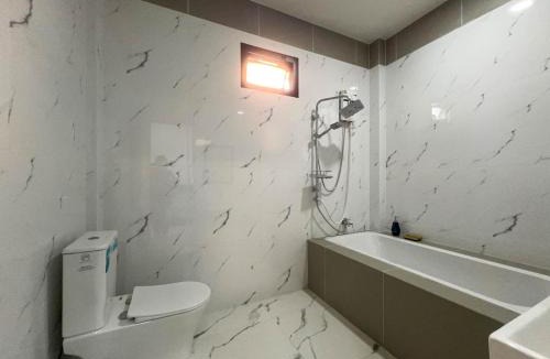 Nikhom Phatthana Villa | Kuekul Pool Villa