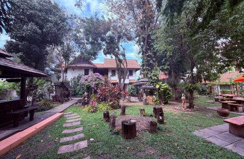 Bang Krasan Hotel | Ayutthaya Garden River Home