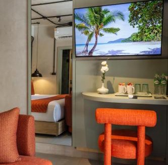 Chaweng City Center Hotel | Aloha Tropicana Samui