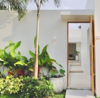 Thep Kasattri Villa | The Coco Villa Phuket - 2 Bedroom NEW Tropical Pool Villa by Escape Villas