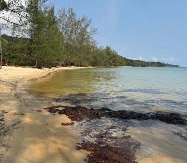 Koh Rong Hotel | Paradise Sunrise Bungalows
