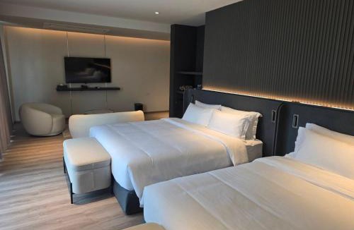 Chang Phueak Hotel | The Clover