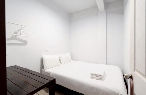 Wat Bowon Niwet Apartment | Ohh hotel