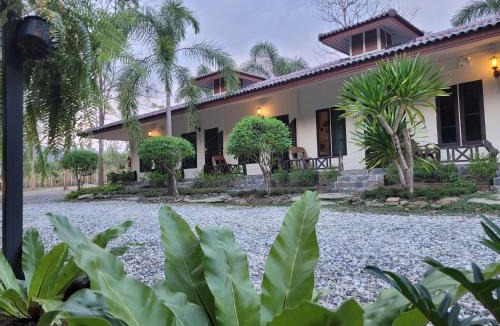 Suan Phueng Resort | Cozy Cottage by Chanita