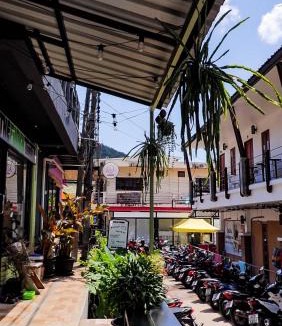 Koh Tao Hostel | The Funky Turtle