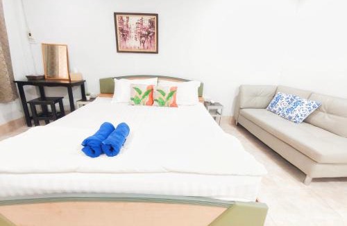 Hat Yai House | house 1 for 6 paxs whole house 3 beds