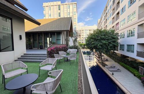 Chiang Mai Apartment | Studio Near Central Festival Includes Street Parking