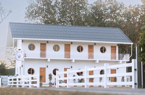 Ngao Apartment | The 9 Motel