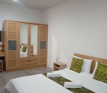 Bang Sao Thong Apartment | Nop Place