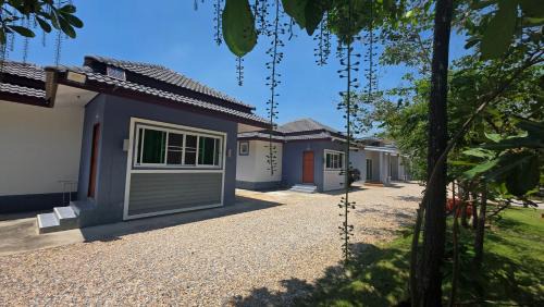 Uthai Thani House | Araya Cottage