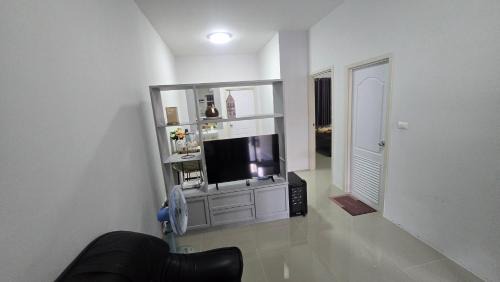 Sa Khu Resort | Joyful House Naiyang beach