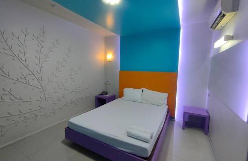 Sam Chuk Hostel | โรงแรมแฮปปี้ สามชุก Happy Motel samchuk