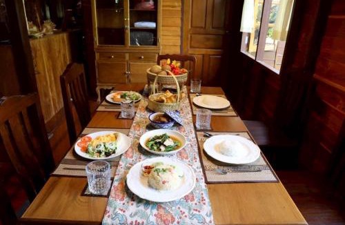 Phra Pradaeng House | Doungploy BaanruenThai Homestay