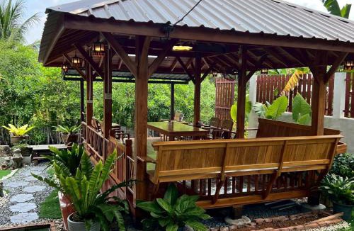 Phra Pradaeng House | Doungploy BaanruenThai Homestay