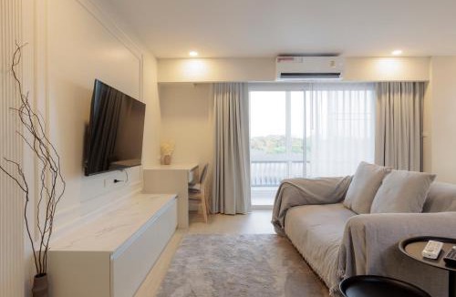 Nong Pa Khrang Apartment | Warm & Homey stay near CentralFestival