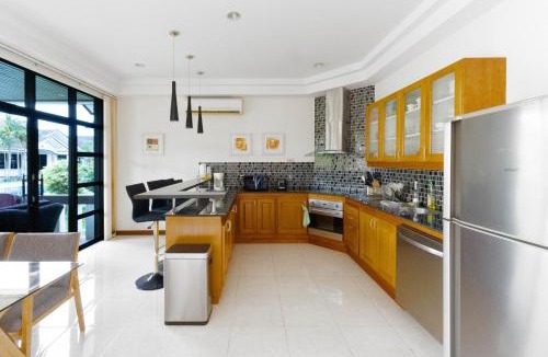 Rayong House | 3 bedroom villa at Safir Village, Ban Phe, Rayong