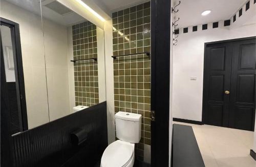 Chakkrawat House | Hidden Oasis House in Bangkok Chinatown Self Check-in