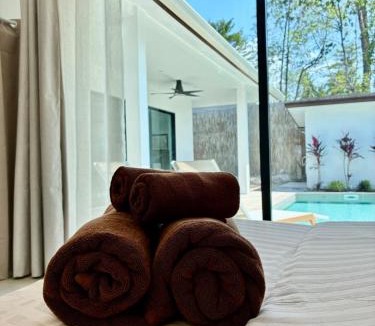 Wok Tum Villa | Samma Villas - Ruby Villa - 2 BDR & private pool