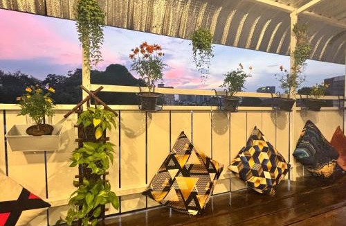 Samre Hotel | Ree- Riverside hotel