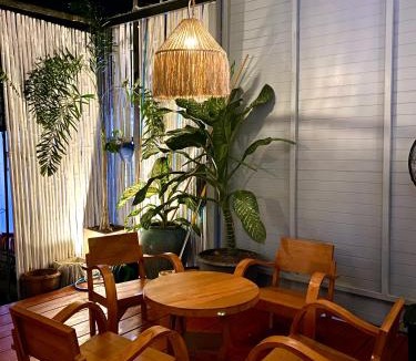 Kanchanaburi Hostel | D Hostel by the river