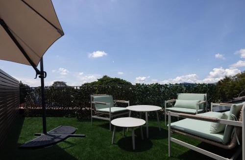 Old City Villa | Penthouse The Olaf at Chiang Mai's Old Town Suandok Gate I Entire Villa Booking I 4 Bedrooms I
