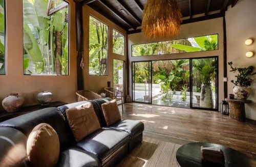 Pa Tan Villa | Huge 8 Bedrooms Pool Villa, Chiang Mai gem, Tanpuri Patan, perfect for Groups