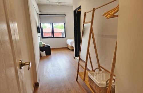 Wat Sam Phraya Hotel | Shade House Bangkok Oldtown