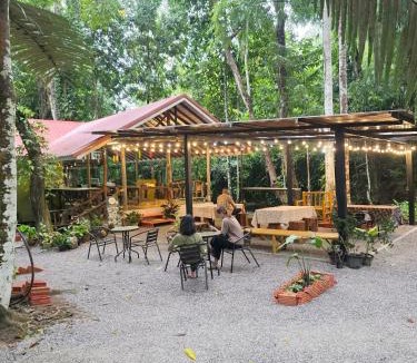 Phanom Hotel | Khaosok Creek and Jungle Resort