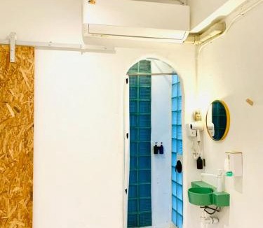 Chana Songkhram Apartment | Lazy Sunday Khaosan Hotel