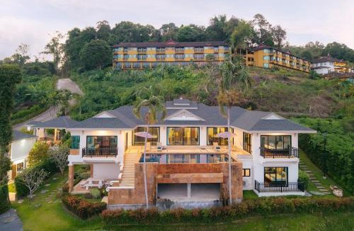 Pa Klok Villa | Golden Horizon Villa 02