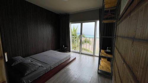 Koh Rong Hotel | WHITE SAND ARK RESORT