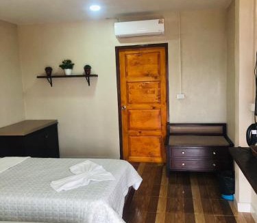 Bang Phli Apartment | SS GUESTHOUSE