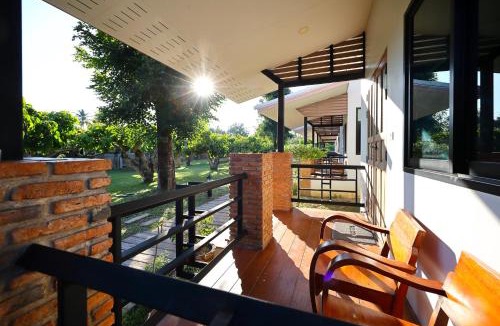 Saraphi Hotel | Chiang Mai Garden Bungalows