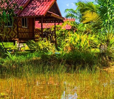 Nuea Khlong House | Pepee mini cafe ปีปีมินิ คาเฟ่ &โฮมสเตย์