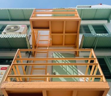 Chana Songkhram Hotel | Bangkok Group Bunk Hotel Khaosan