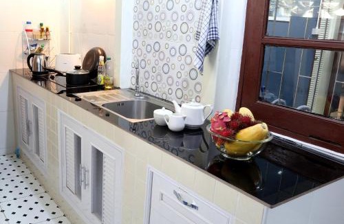 Wua Lai House | Cosy Town Home at the Old City