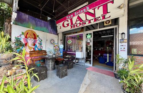 Old City Hostel | J Giant Hostel