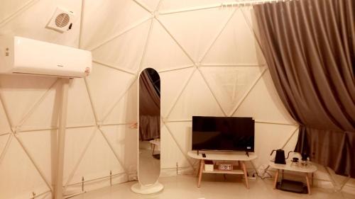 Tha Muang Hotel | Whitehouse resort
