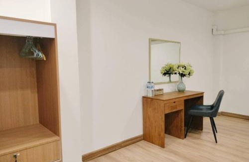 Rong Muang Hotel | Vintana Siam Bangkok Hotel