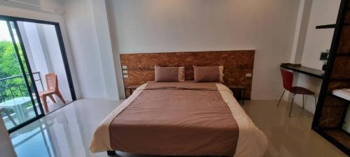 Samut Sakhon Apartment | Sawadee822,Naiharn&Rawai Beach Phuket