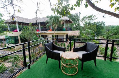 Ban Ta Khun Resort | ภูธาราทรีเฮาส์แอทเชี่ยวหลาน Phutara Treehouses At Cheowlan