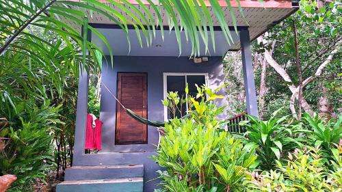 Ko Lanta Cabin | Lanta Maikeaw Bungalow
