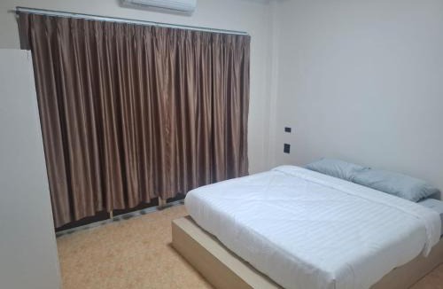 Nanai Road Hotel | Kami Guest House Patong