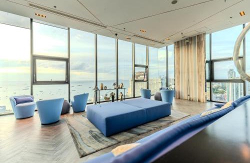 Pattaya Bay Apartment | The Base Pattaya by Silqstay IV